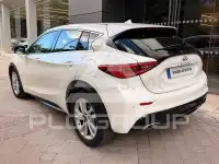 2017 Infinity Q30