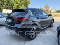 2017 Infinity Q30