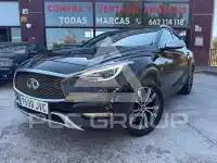 2017 Infinity Q30