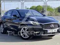 2017 Infinity Q30