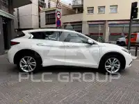 2017 Infinity Q30