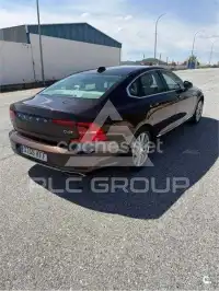 2017 Volvo S90
