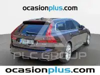 2017 Volvo V90