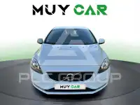 2017 Volvo V40
