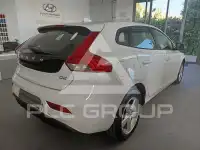 2017 Volvo V40