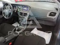 2017 Volvo V40