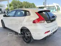 2017 Volvo V40