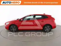 2017 Volvo V40