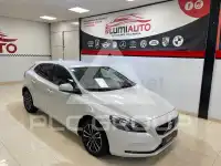 2017 Volvo V40