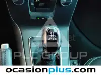 2017 Volvo V40