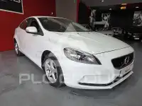 2017 Volvo V40