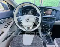 2017 Volvo V40