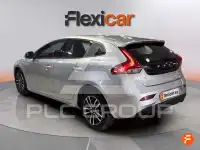 2017 Volvo V40