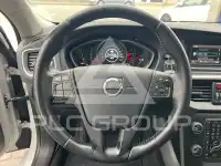 2017 Volvo V40