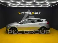 2017 Volvo V40