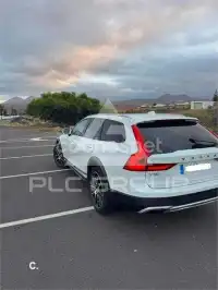 2017 Volvo V90