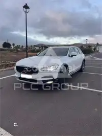 2017 Volvo V90