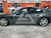 2017 Porsche Panamera