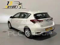 2017 Toyota AURIS
