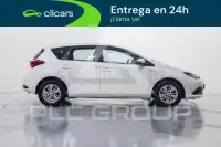 2017 Toyota AURIS