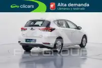 2017 Toyota AURIS