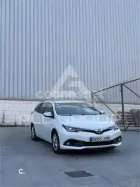 2017 Toyota AURIS