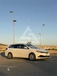 2017 Toyota AURIS