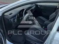 2017 Toyota AURIS