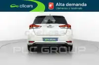2017 Toyota AURIS