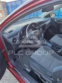 2017 Toyota AURIS