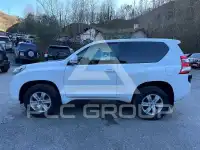 2017 Toyota LAND CRUISER