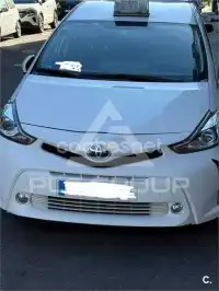 2017 Toyota PRIUS