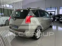 2017 Peugeot 5008
