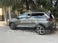 2017 Peugeot 5008