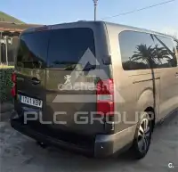 2017 Peugeot Traveller