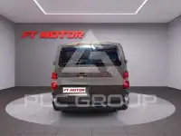 2017 Peugeot Traveller