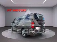 2017 Peugeot Traveller