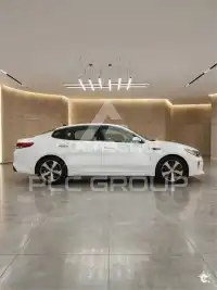 2017 KIA Optima