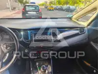 2017 KIA Carens
