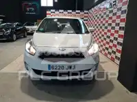 2017 KIA Carens