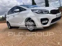 2017 KIA Carens