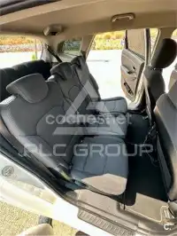 2017 KIA Carens