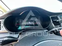 2017 KIA Carens