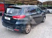 2017 KIA Carens