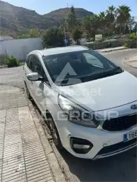 2017 KIA Carens