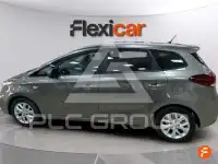 2017 KIA Carens