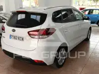 2017 KIA Carens
