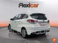 2017 KIA Carens