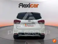 2017 KIA Carens