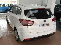 2017 KIA Carens